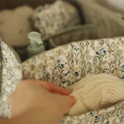 Avery Row Panier à Couches Riverbank -Fillettes Et Fiston avery row panier a couches riverbank 2