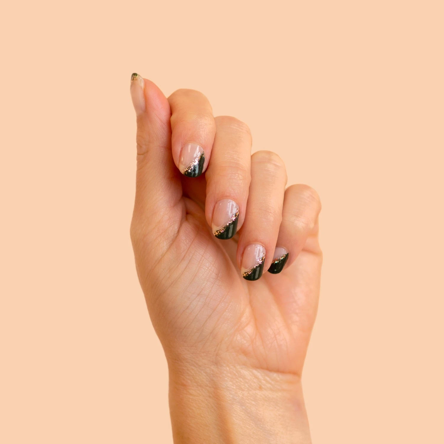 BKind Coffret De Vernis à Ongles Les Festifs 4 BKind Coffret De Vernis à Ongles Les Festifs – Image 2