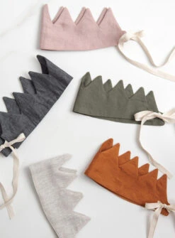 Confetti Mill Couronne En Lin Forest Green 9 Confetti Mill Couronne En Lin Forest Green -Fillettes Et Fiston confetti mill couronne en lin forest green 3