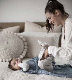 Günamüna Dormeuse En Bambou Magnolia 2.6 TOG -Fillettes Et Fiston guenamuena dormeuse en bambou magnolia 26 tog 2