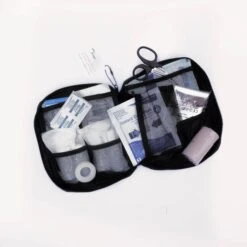 La Petite Trousse Grande Trousse De Premiers Soins Noir -Fillettes Et Fiston la petite trousse grande trousse de premiers soins 2