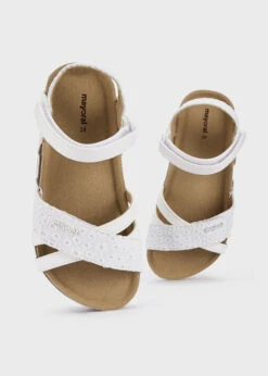 Mayoral Sandales Brodées Blanches -Fillettes Et Fiston mayoral sandales brodees blanches 1