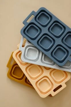 Minika Moules à Muffins Repliables Almond -Fillettes Et Fiston minika moules a muffins repliables almond 6