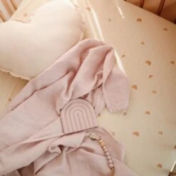 Mushie Arc-en-ciel De Dentition Mauve -Fillettes Et Fiston mushie arc en ciel de dentition mauve 3