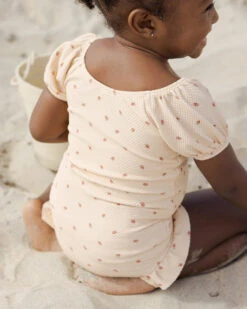 Quincy Mae Maillot Une Pièce Catalina Fraises -Fillettes Et Fiston quincy mae maillot une piece catalina fraises 4