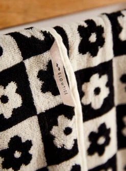 Slowtide Serviette De Bain - Gigi (Noire Et Crème)